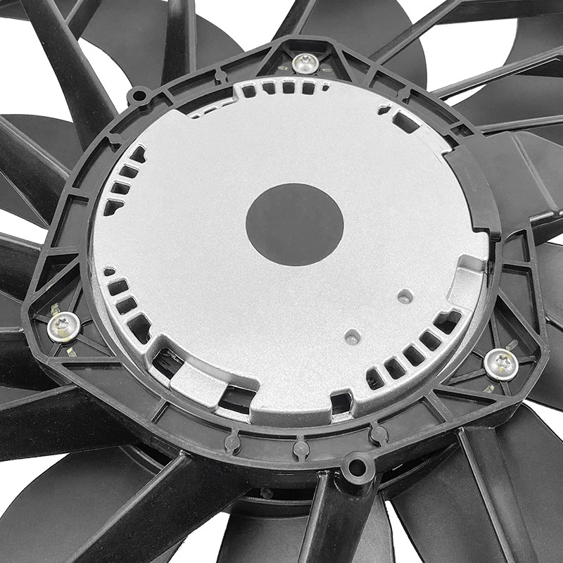 E83 Kühlerventilator für die Motorspannung 600W ISO TS15949 Zertifiziert 17113442089 17423442096